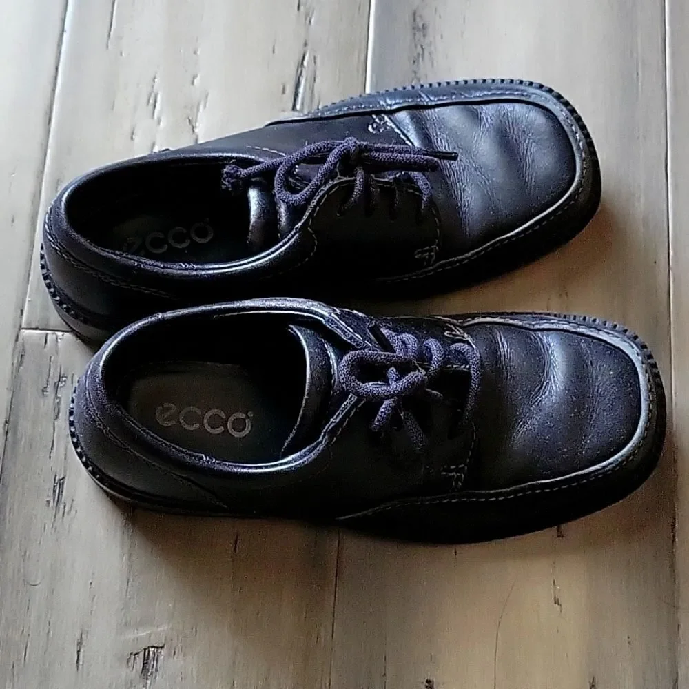 Ecco, Boys leather size 32